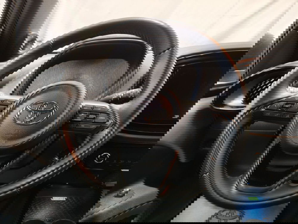 Toyota Aygo X usata a Roma (11)