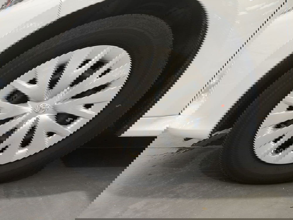 Toyota Yaris usata a Frosinone (18)