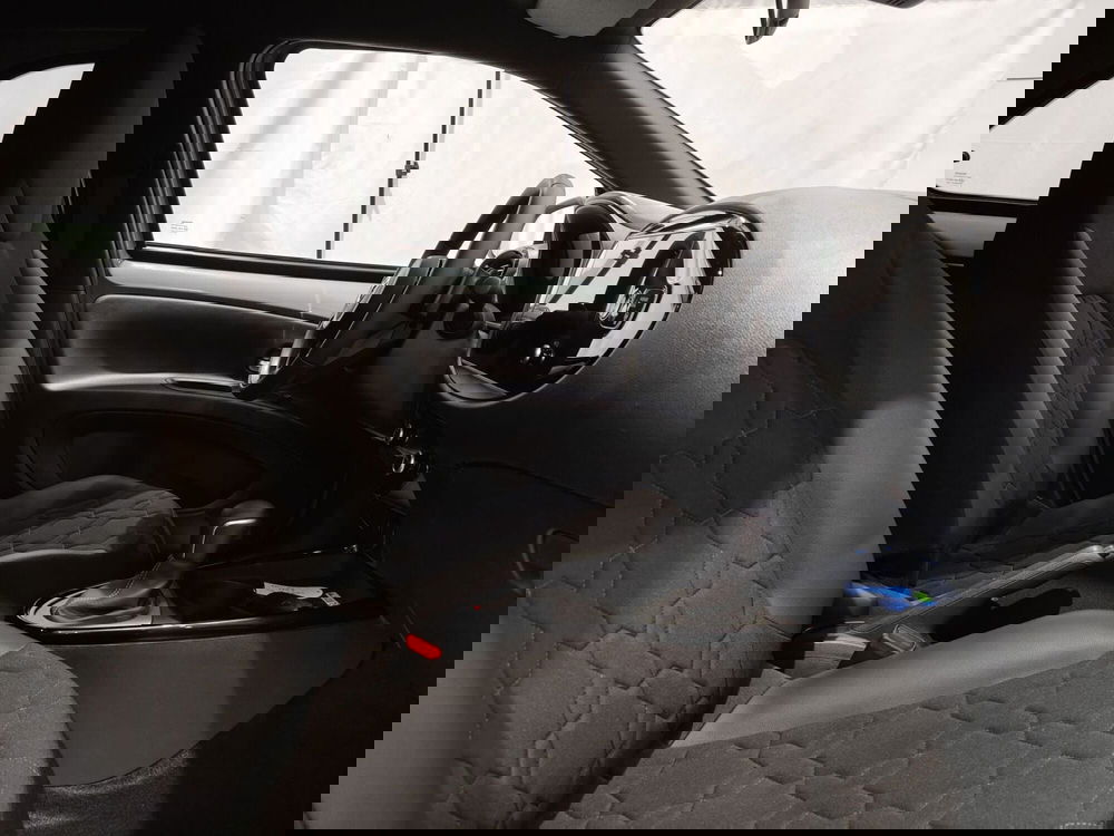 Toyota Aygo X usata a Roma (6)