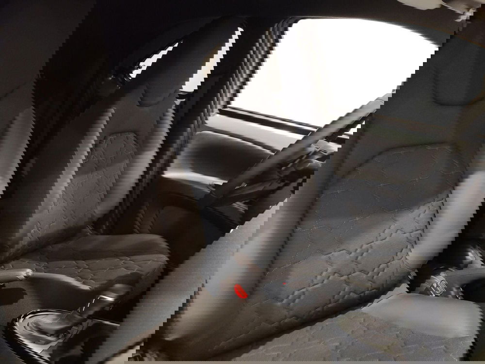 Toyota Aygo X usata a Roma (7)