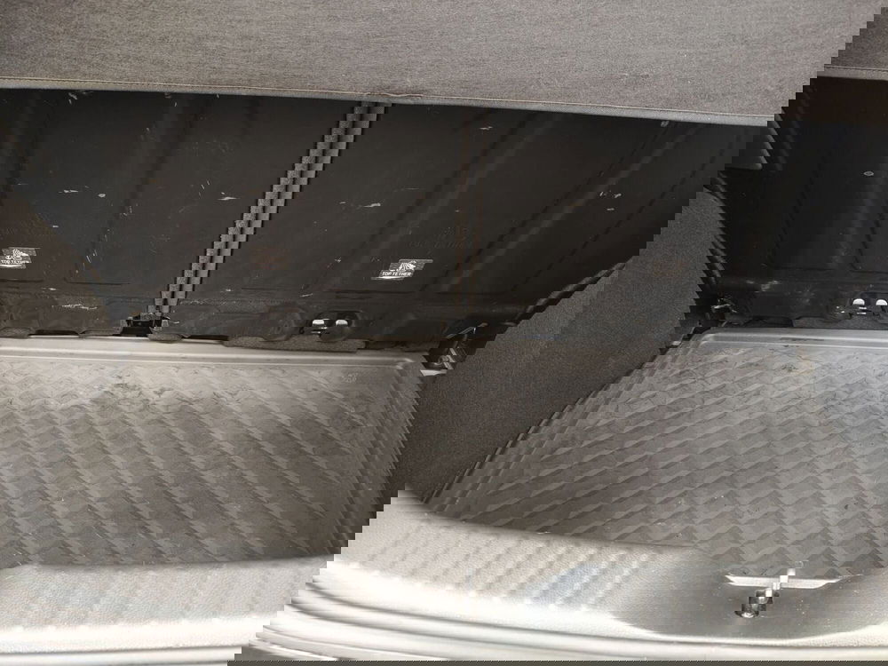 Toyota Aygo X usata a Frosinone (16)