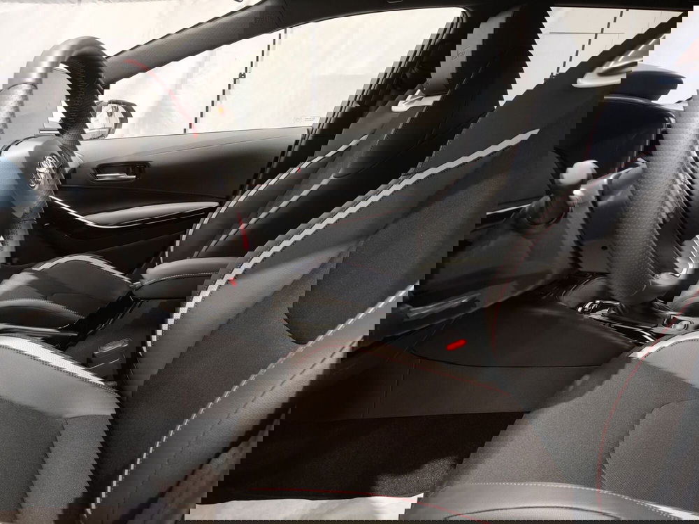 Toyota Corolla Touring Sports usata a Roma (13)