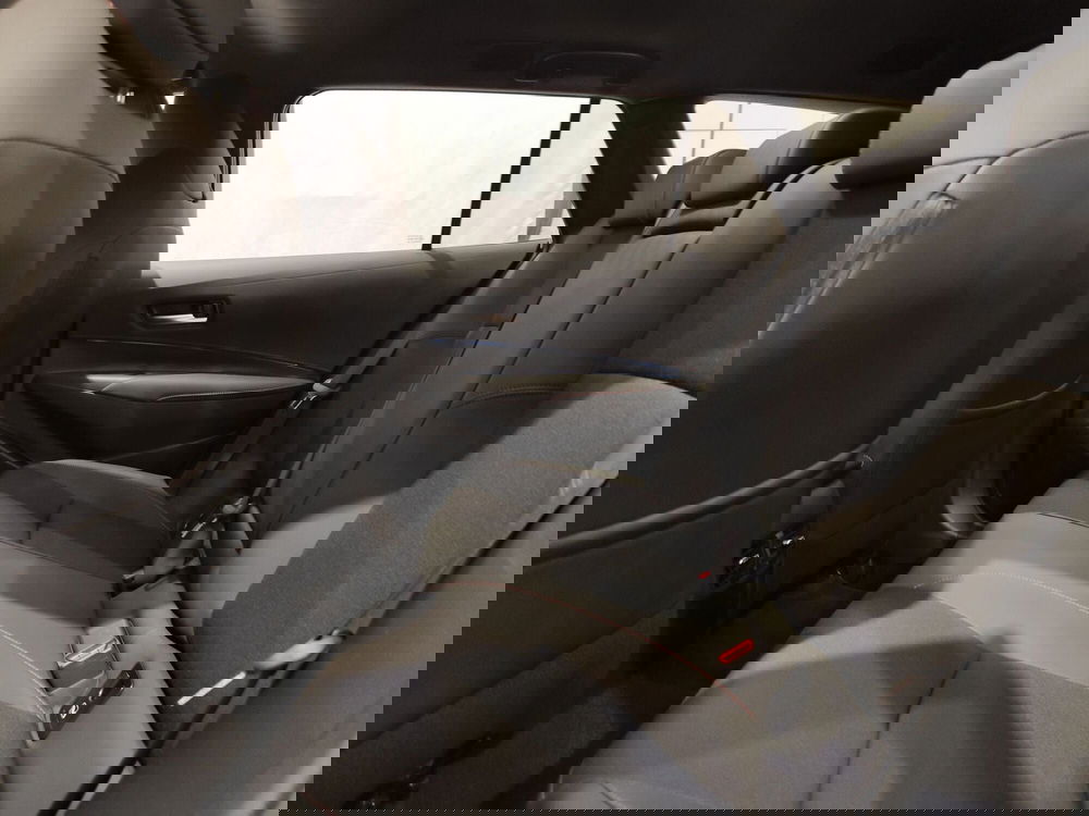 Toyota Corolla Touring Sports usata a Roma (14)