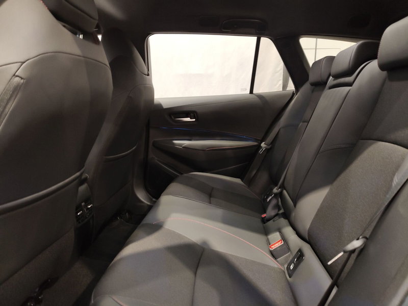 Toyota Corolla Touring Sports usata a Roma (14)