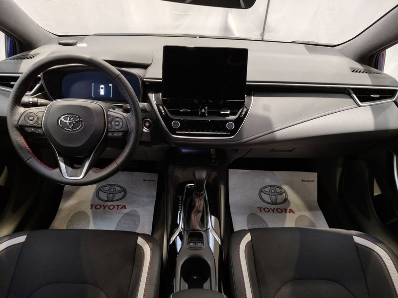 Toyota Corolla Touring Sports usata a Roma (7)