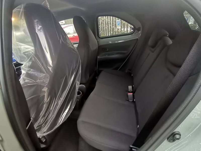 Toyota Aygo X nuova a Bologna (12)