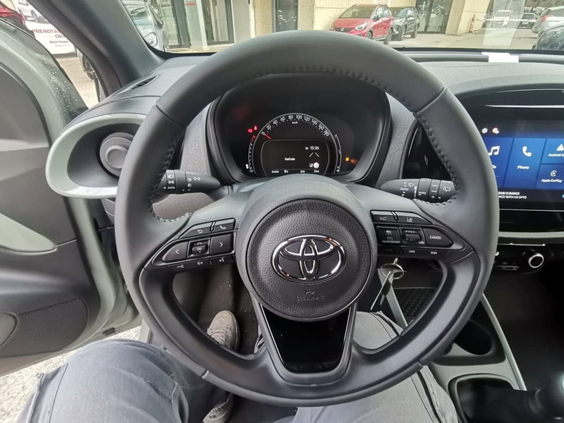 Toyota Aygo X nuova a Bologna (14)