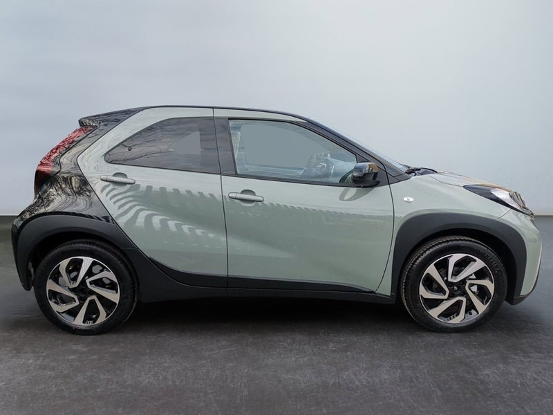 Toyota Aygo X nuova a Bologna (4)