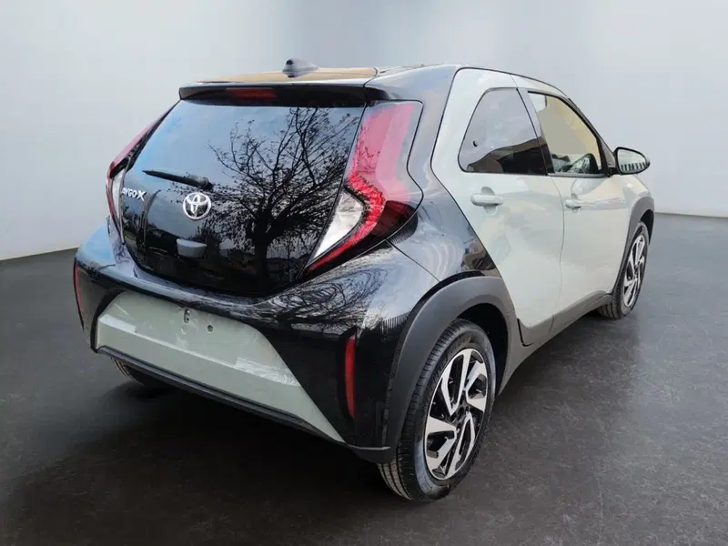 Toyota Aygo X nuova a Bologna (8)