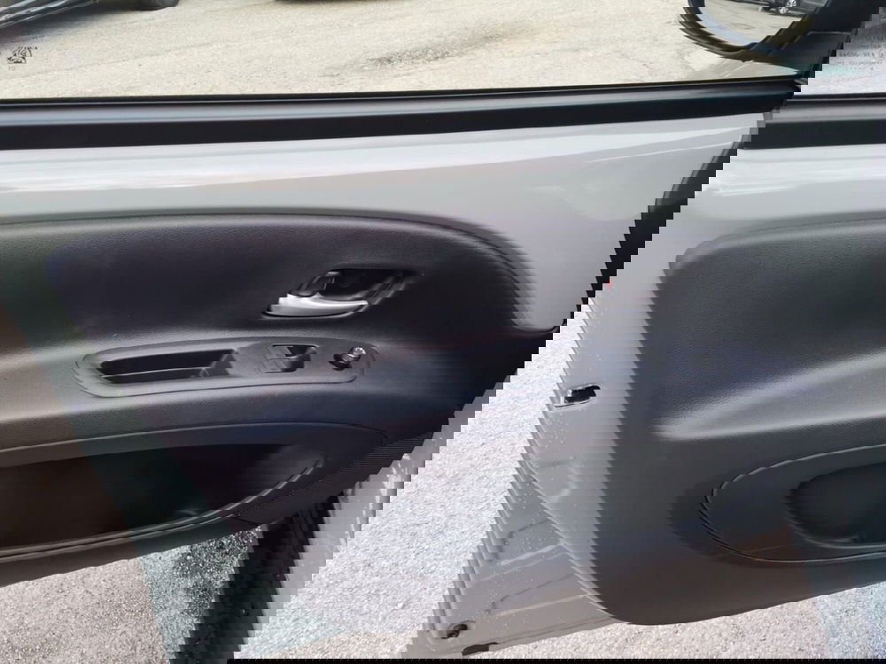 Toyota Aygo X nuova a Bologna (9)