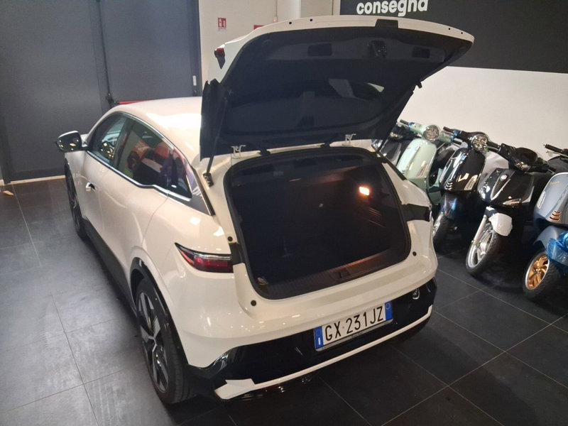 Renault Megane E-Tech Electric usata a Bologna (17)