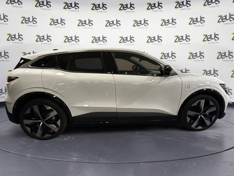 Renault Megane E-Tech Electric usata a Bologna (7)