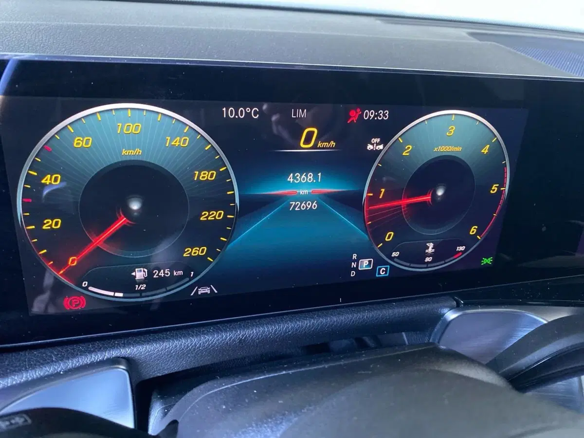 Mercedes-Benz GLB usata a Bergamo (13)