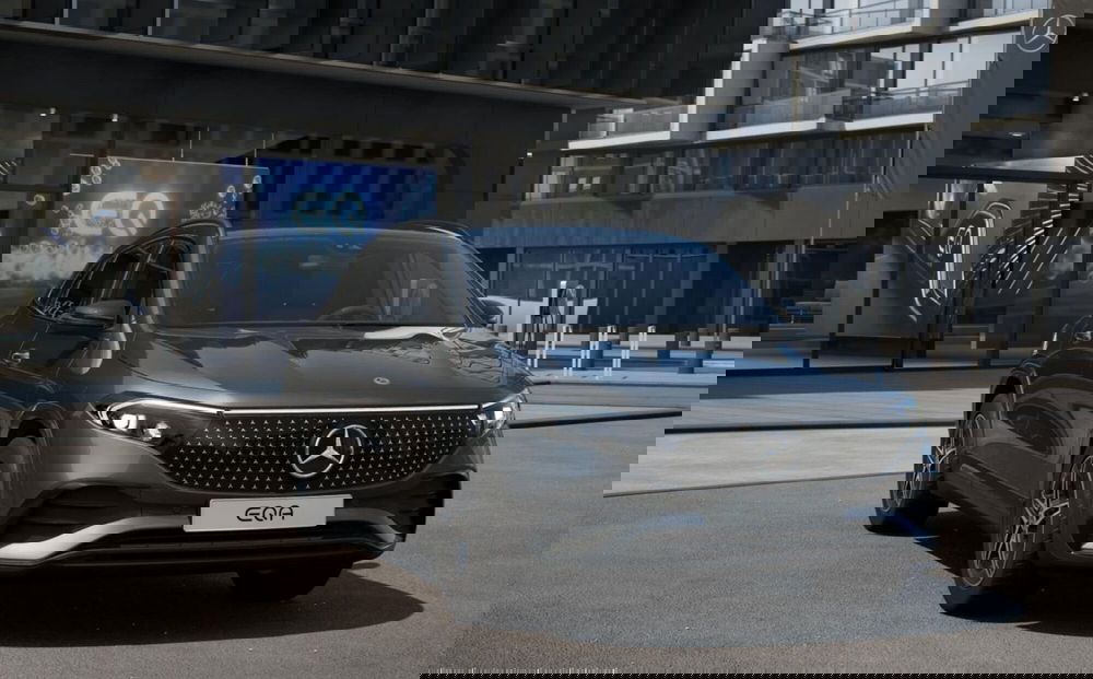 Mercedes-Benz EQA nuova a Bergamo (4)