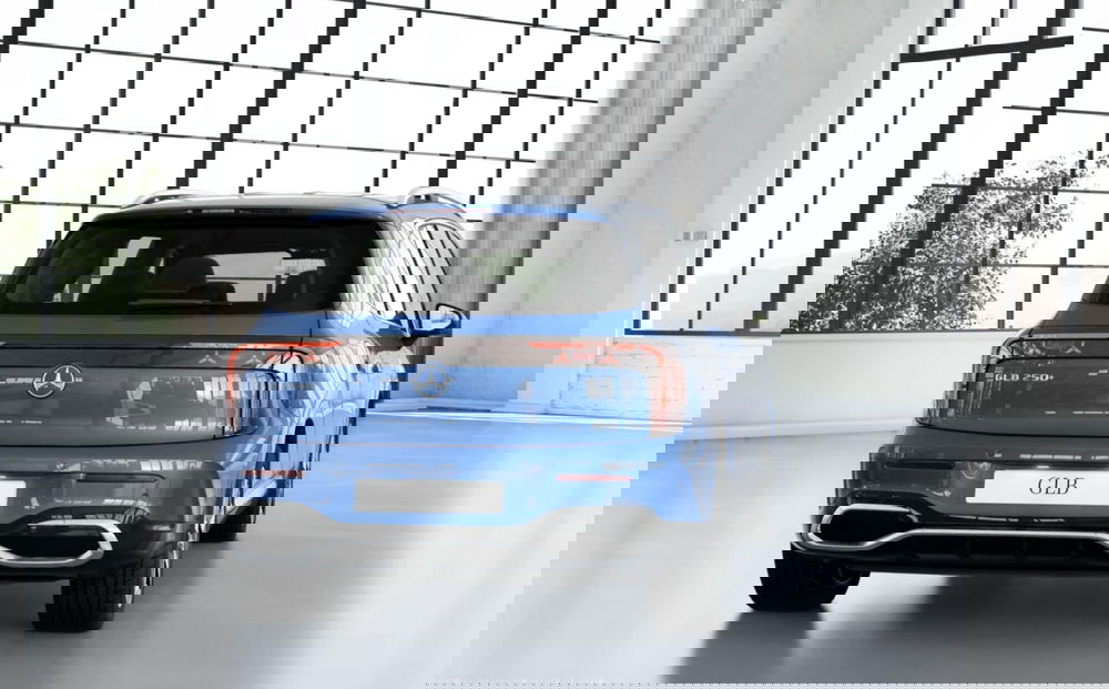 Mercedes-Benz GLB nuova a Bergamo (2)