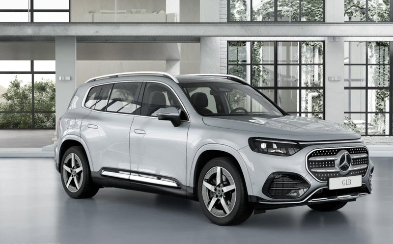 Mercedes-Benz GLB EQ nuova a Bergamo (3)