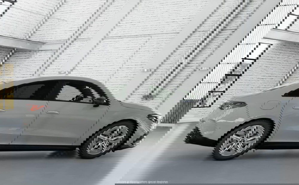 Mercedes-Benz CLA EQ nuova a Bergamo (4)
