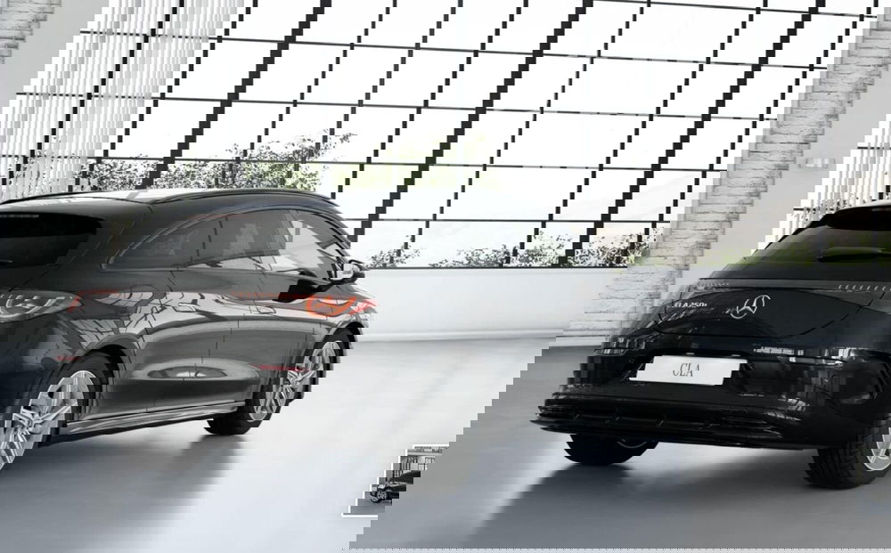 Mercedes-Benz CLA Shooting Brake nuova a Bergamo (5)