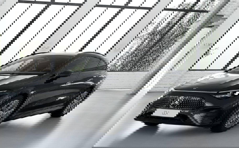 Mercedes-Benz CLA Shooting Brake nuova a Bergamo