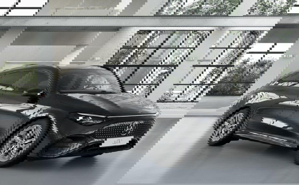 Mercedes-Benz CLA Shooting Brake nuova a Bergamo (2)