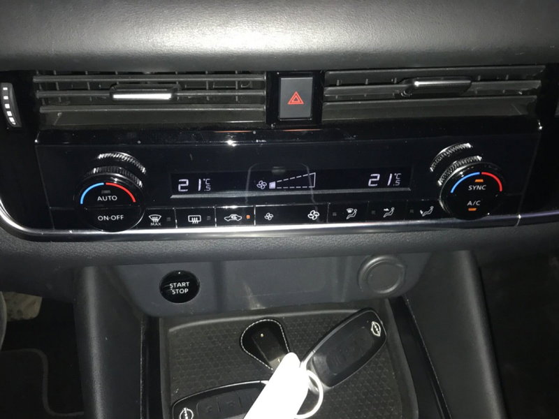 Nissan Qashqai usata a Bologna (12)