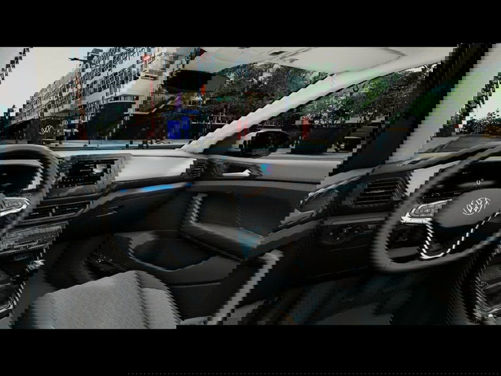 Volkswagen T-Cross nuova a Livorno (6)