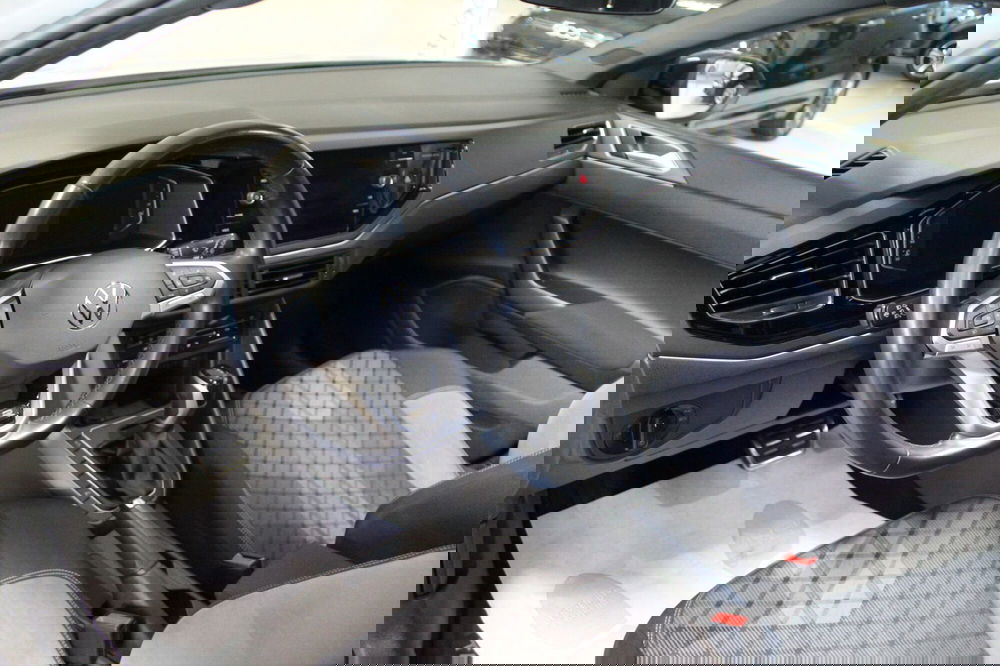 Volkswagen Taigo usata a Cremona (7)