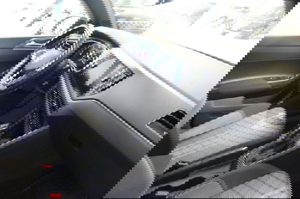 Volkswagen Taigo usata a Cremona (8)