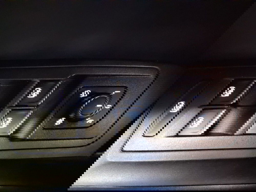 Volkswagen T-Roc usata a Bologna (17)