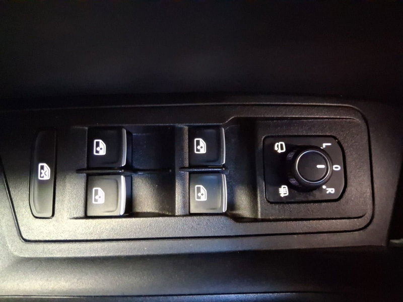 Volkswagen T-Roc usata a Bologna (17)