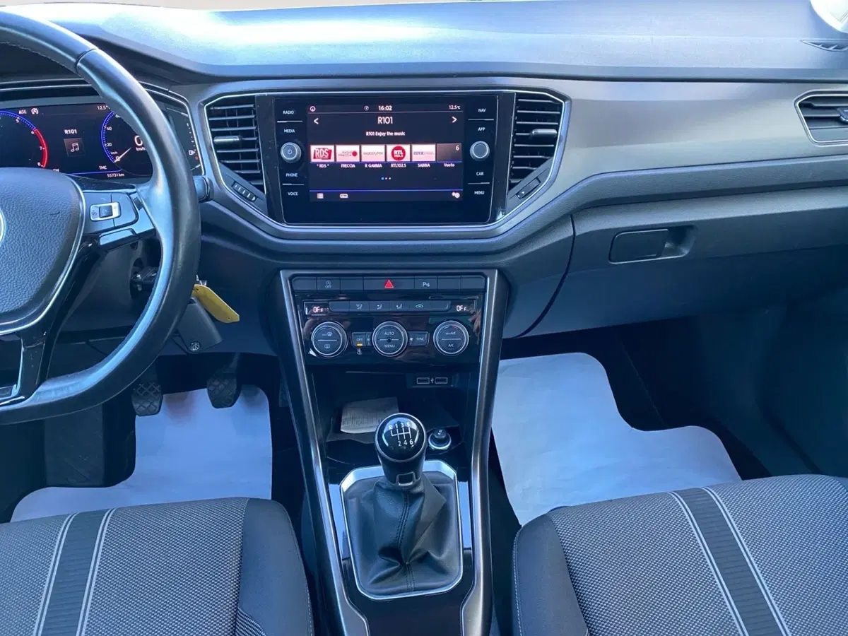 Volkswagen T-Roc usata a Bologna (11)