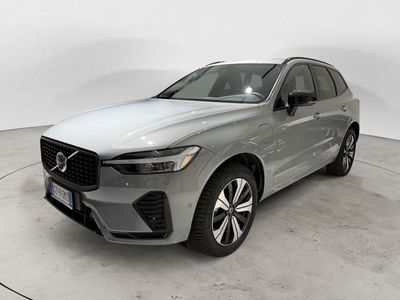 Volvo XC60 T6 Recharge AWD Plug-in Hybrid aut. Plus Dark del 2025 usata a Parma