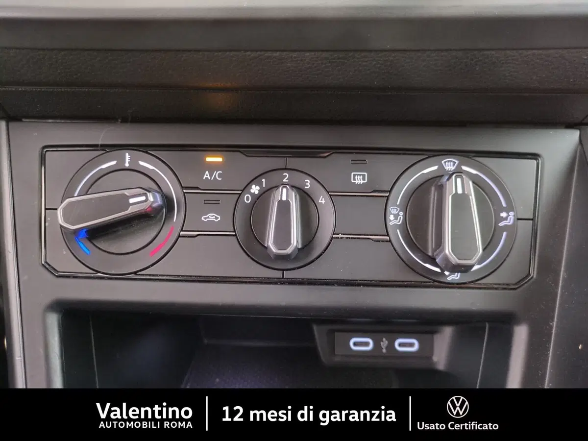 Volkswagen Taigo usata a Roma (17)