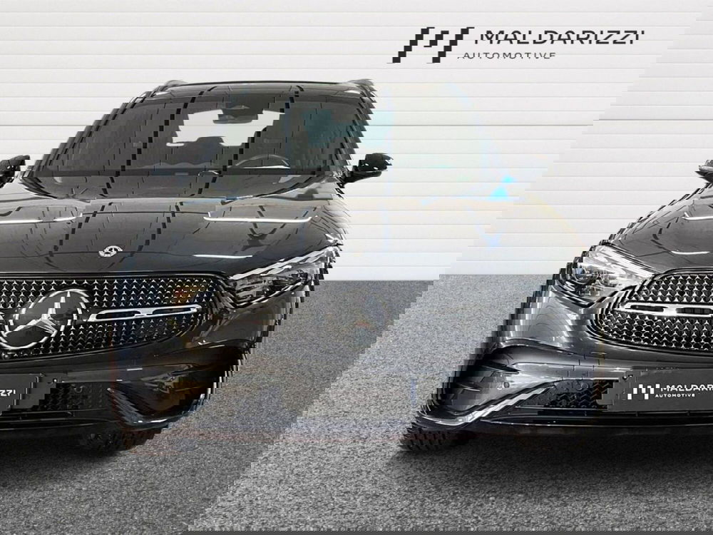 Mercedes-Benz GLC SUV usata a Bari (2)