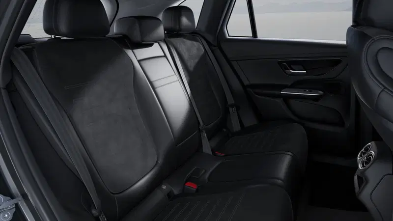 Mercedes-Benz GLC SUV nuova a Milano (5)
