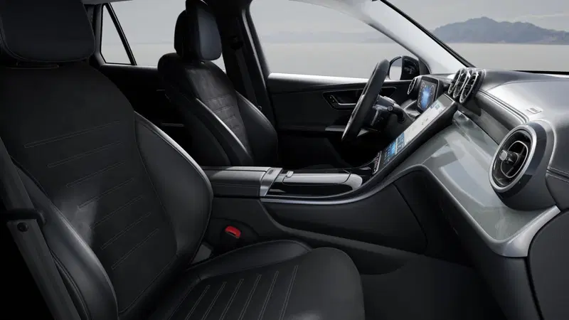 Mercedes-Benz GLC SUV nuova a Milano (5)