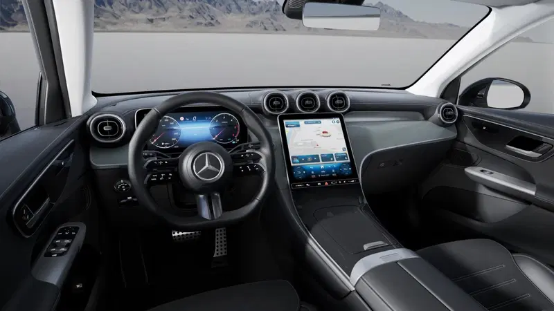 Mercedes-Benz GLC SUV nuova a Milano (7)