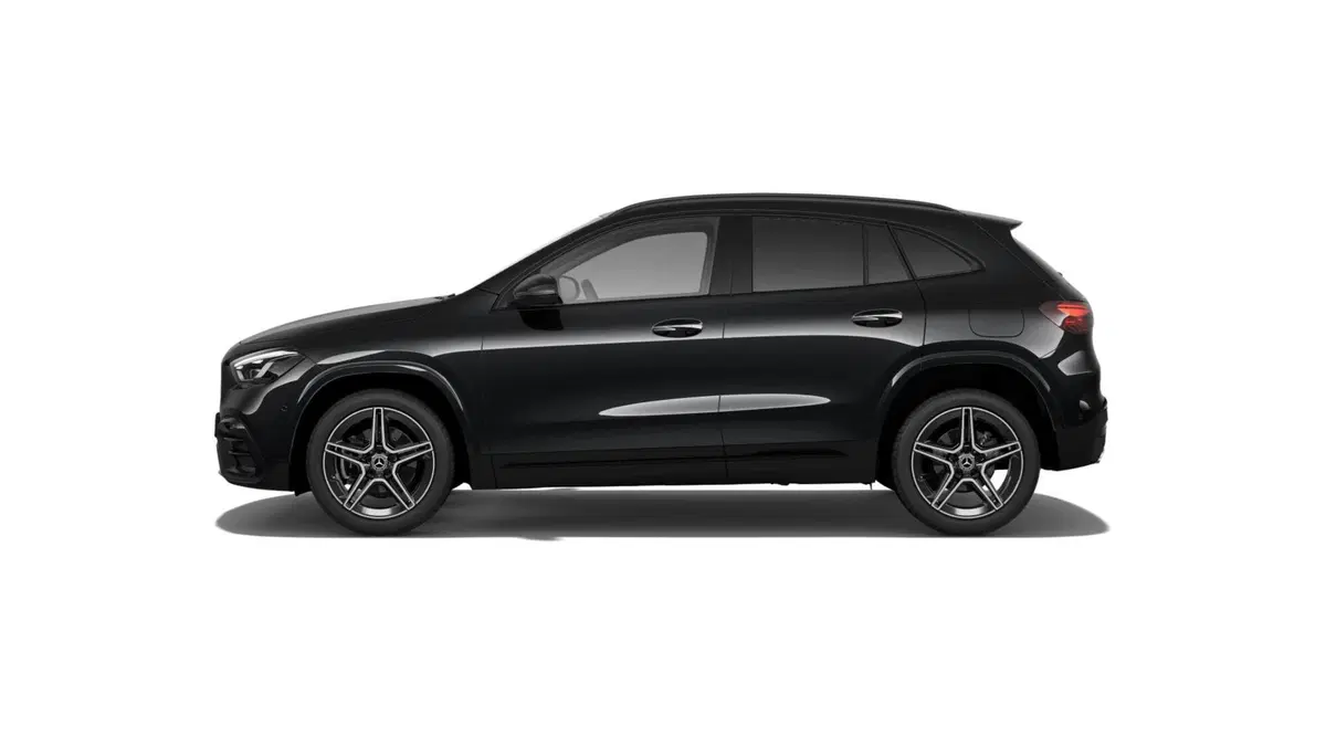 Mercedes-Benz GLA SUV nuova a Milano (2)