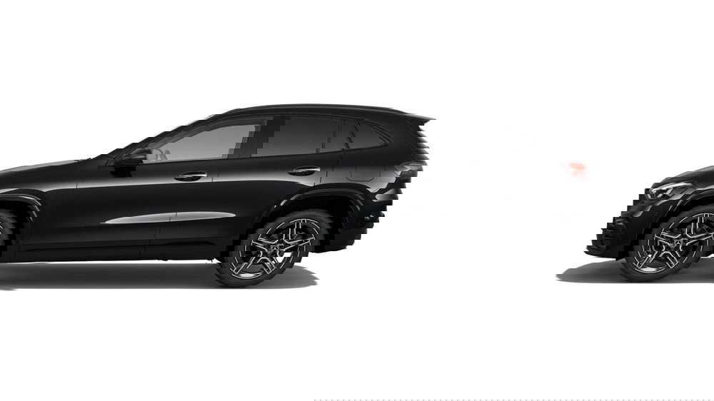 Mercedes-Benz GLA SUV nuova a Milano (2)