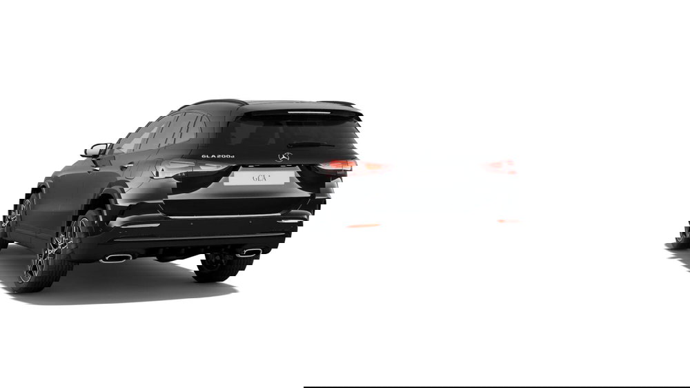 Mercedes-Benz GLA SUV nuova a Milano (3)