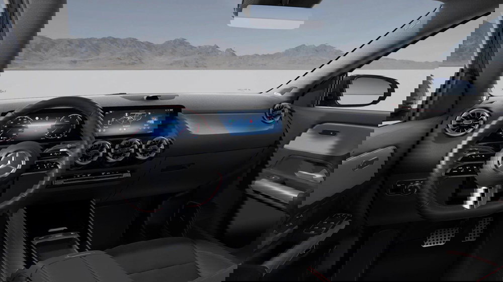 Mercedes-Benz GLA SUV nuova a Milano (8)