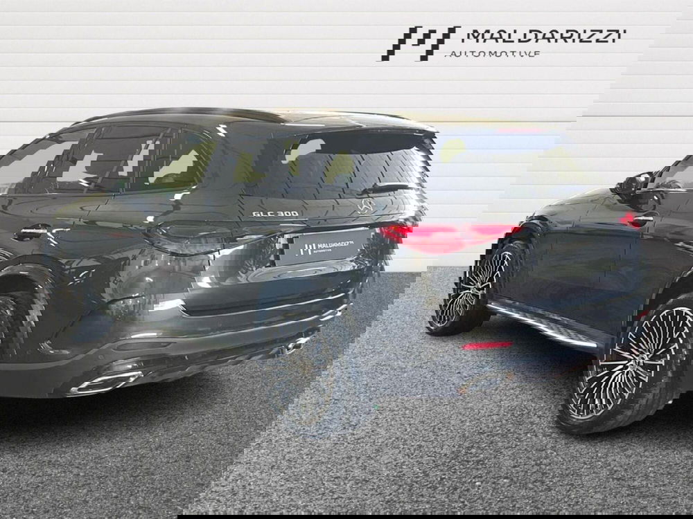 Mercedes-Benz GLC SUV usata a Bari (4)