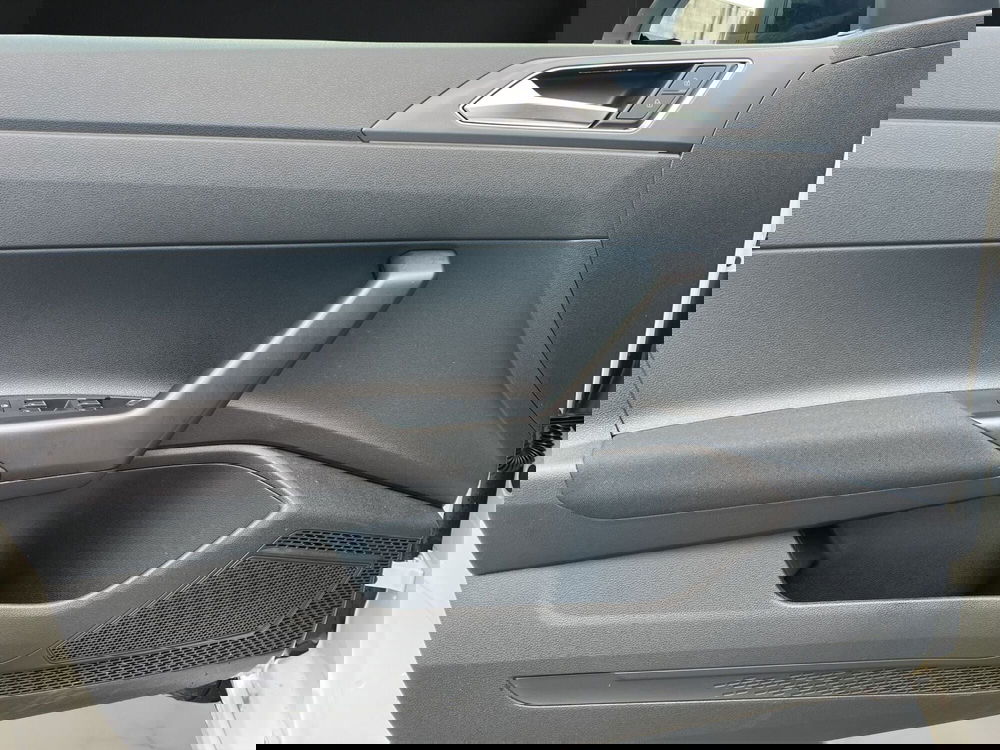 Volkswagen Taigo usata a Cosenza (12)