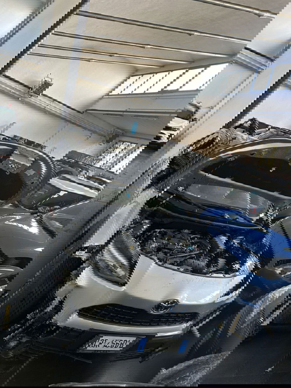 Toyota Yaris Cross nuova a Milano (2)