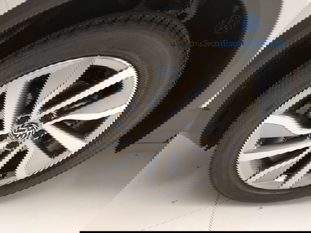Volkswagen T-Roc Cabrio nuova a Avellino (9)