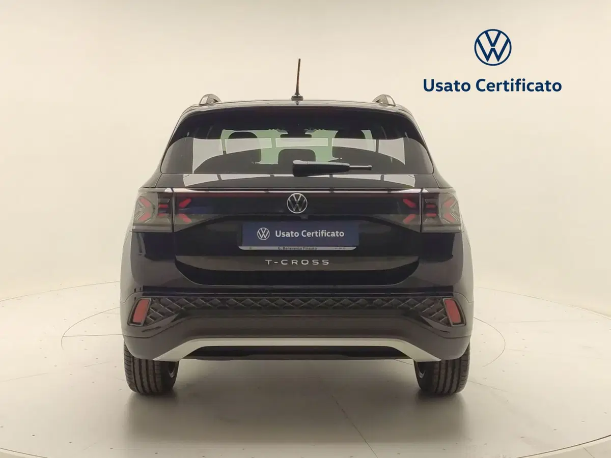 Volkswagen T-Cross nuova a Avellino (11)