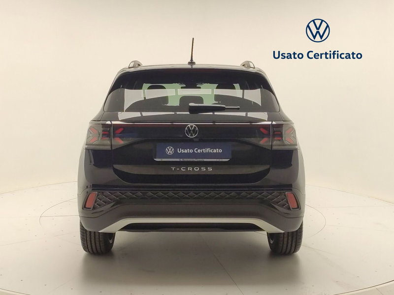 Volkswagen T-Cross nuova a Avellino (11)