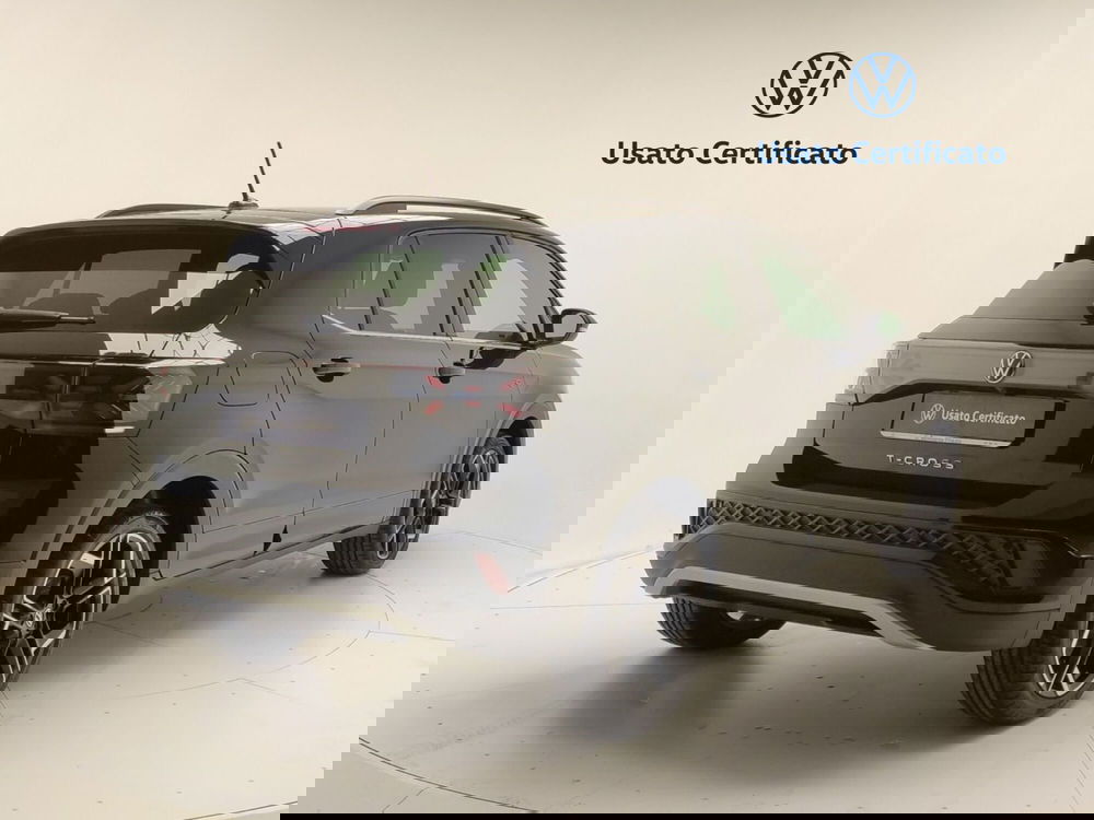 Volkswagen T-Cross nuova a Avellino (13)