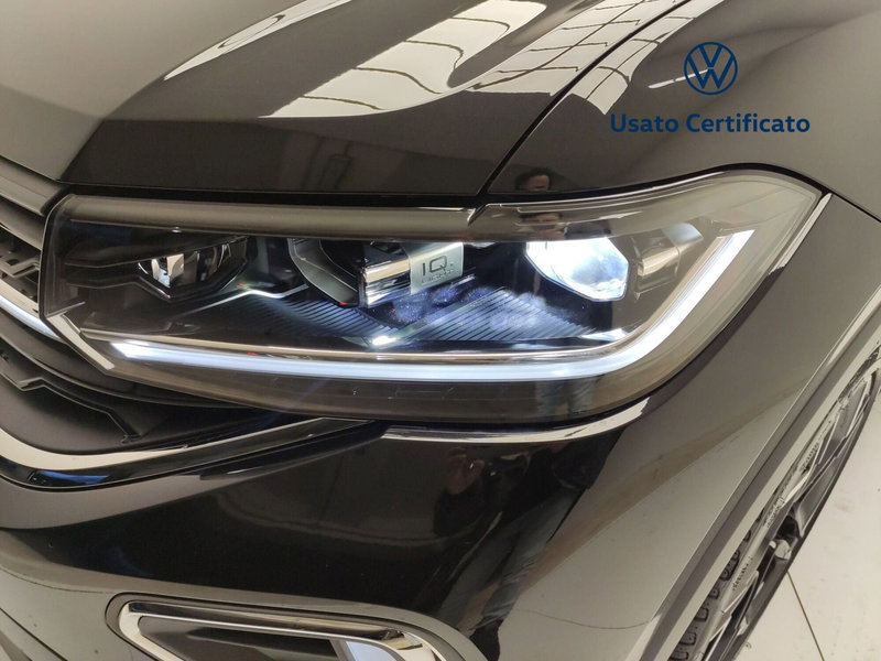 Volkswagen T-Cross nuova a Avellino (18)