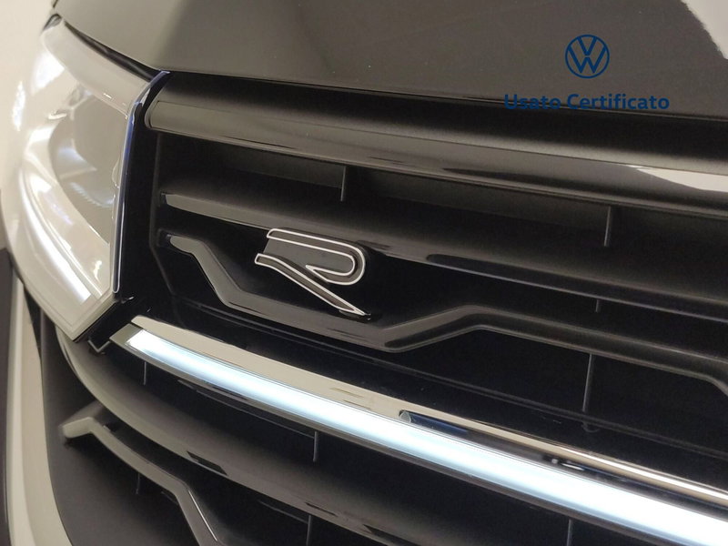 Volkswagen T-Cross nuova a Avellino (19)